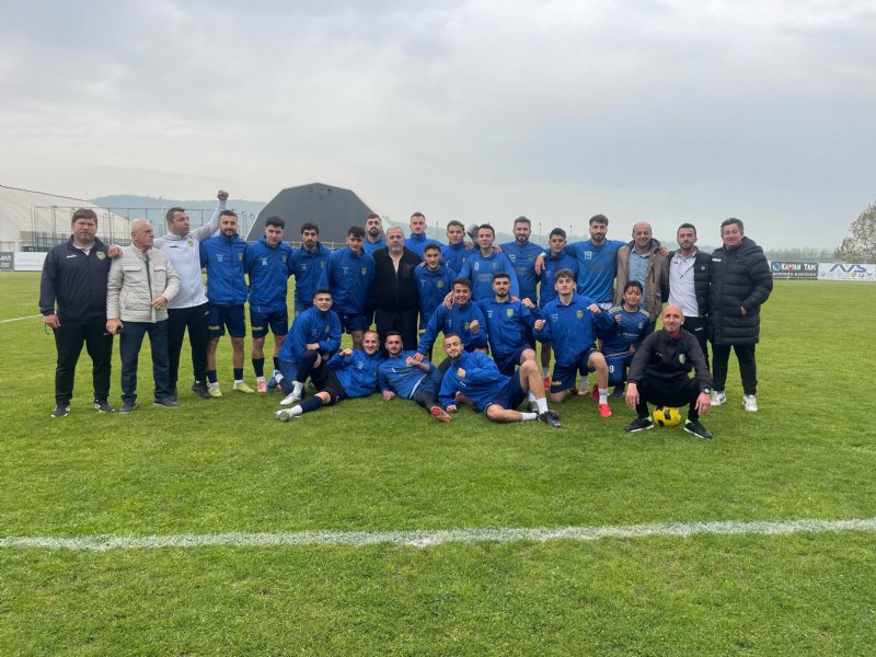YEŞİL SAHADA EVLİLİK TEKLİFİ - 1