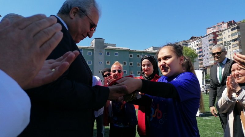 BAYRAM KUTLAMASI STATDA OLDU - 1