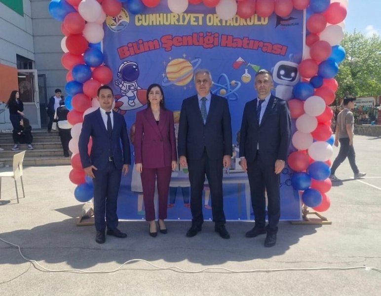 TÜBİTAK 4006 Bilim Fuarları büyük ilgi görüyor - 1