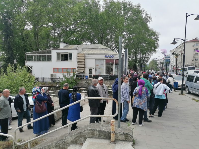 ÜCRETSİZ FİDEYE ÇOK BÜYÜK İLGİ - 1