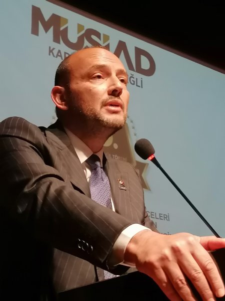 GENÇLERE YUR DIŞINA ÇIKIN TAVSİYESİ; AMA... - 4