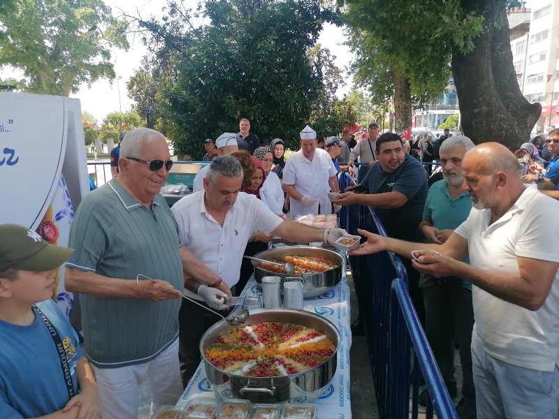 EREĞLİ BELEDİYESİ AŞURE İKRAM ETTİ - 1