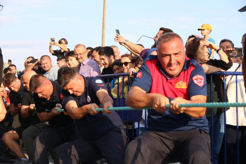 HALAT ÇEKENLERİ SİLİP-SÜPÜRDÜLER - 6