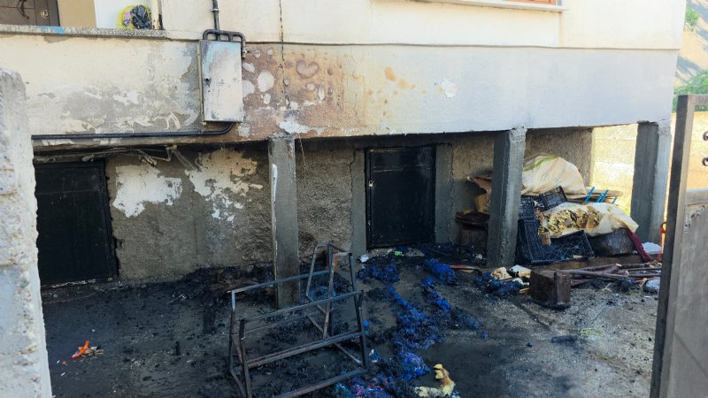 POLİS FARK ETTİ İTFAİYE SÖNDÜRDÜ - 3