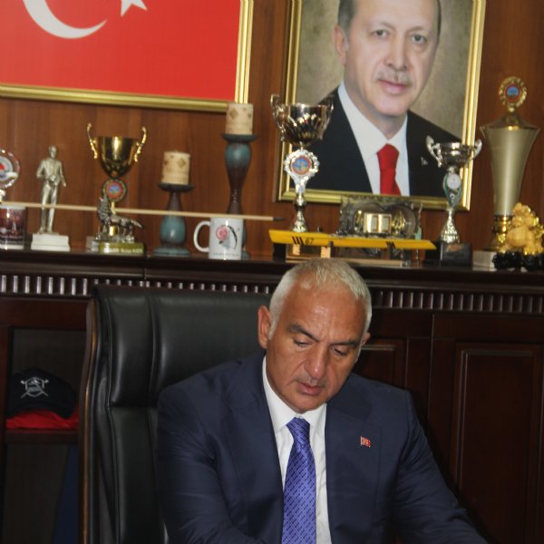 BAKAN GÜLÜÇ’Ü ZİYARET ETTİ - 2