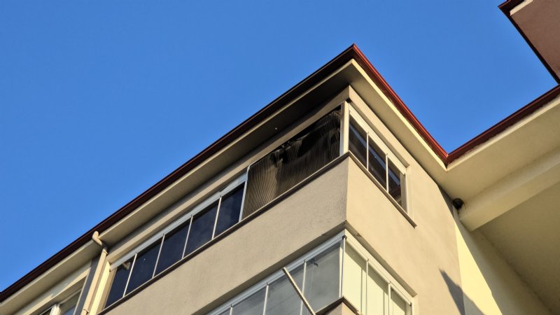 Cezaevinden izinli çıkıp evi ateşe verdi - 3
