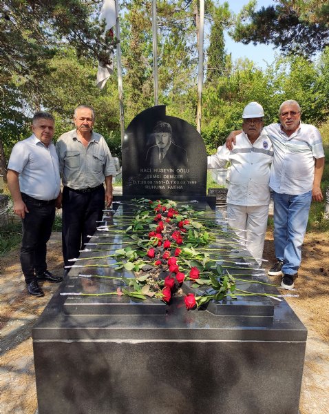 ŞEMSİ DENİZER KABRİ BAŞINDA ANILDI - 1