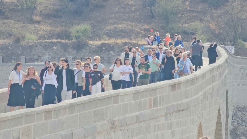 TURİSTİK KARAELMAS TRENİ  İKİNCİ SEFERİNİ TAMAMLADI - 3