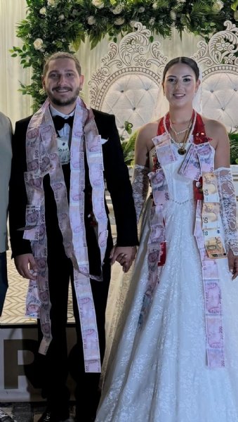 FECİ KAZA:  1 ÖLÜ 27 YARALI - 3