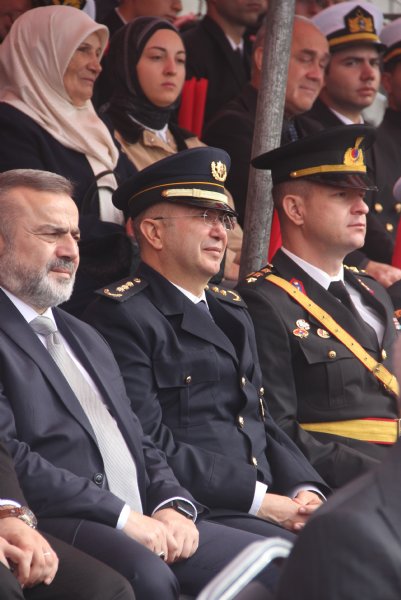 “TÜRK MİLLETİ  CUMHURİYETLE  MUTLUDUR” - 10