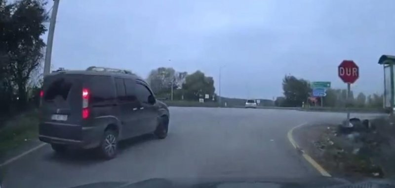 UYUŞTURUCU KURYESİ  KOVALAMACAYLA YAKALANDI - 1