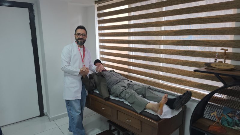 YAPAY DERİ İŞLEVİ GÖREN MATERYALLE AYAĞA KALKTI - 2