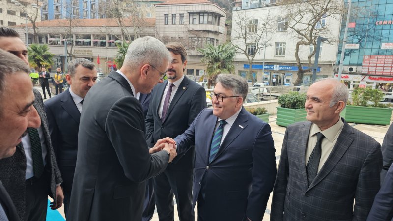 BAKAN MEMİŞOĞLU  ZONGULDAK´TA - 3