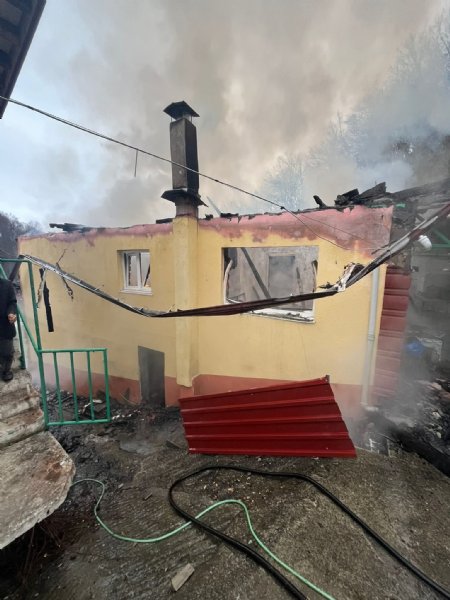 CAYIR CAYIR YANDI - 4