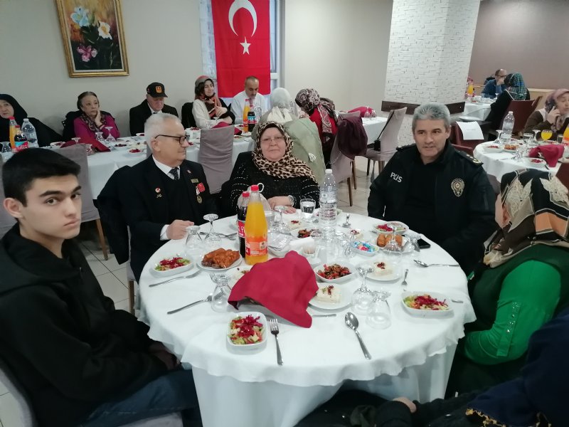 EN KIYMETLİLER  İFTARDA BULUŞTU - 6