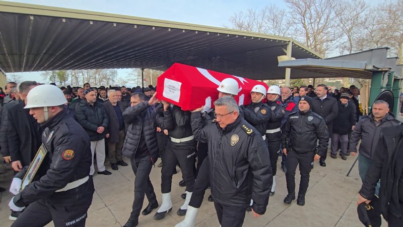 POLİS MEMURU SON YOLCULUĞUNA UĞURLANDI - 2