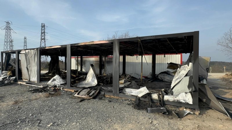 ALACAĞINI ALAMAYAN İMALATÇI KONTEYNERİ ATEŞE VERDİ - 4