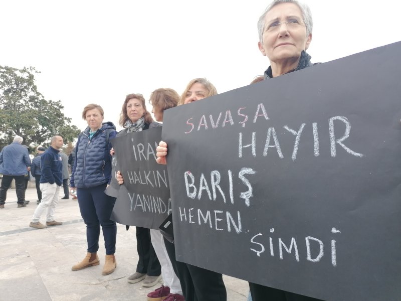EREĞLİ’DE “SAVAŞA HAYIR  BARIŞ HEMEN ŞİMDİ” EYLEMİ - 3
