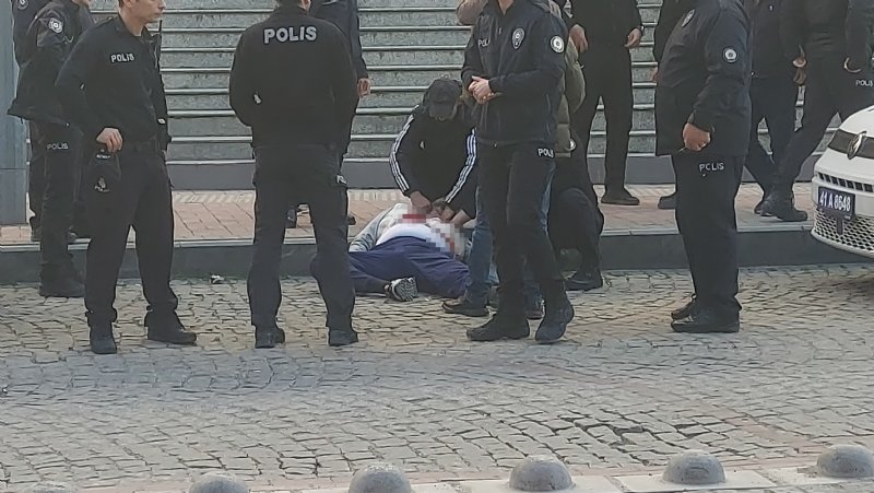  O KADIN TUTUKLANDI - 1