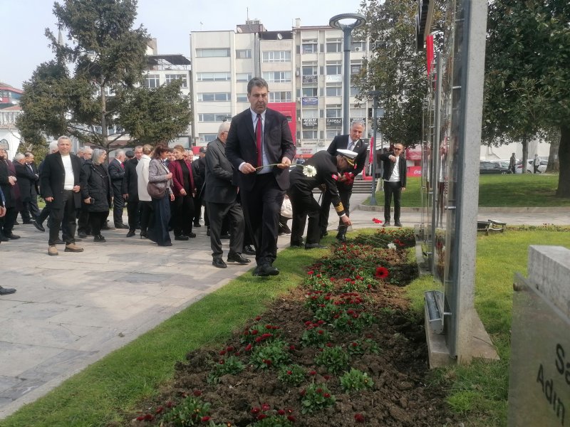 ŞEHİTLER VATANIN  ONURUDUR - 14