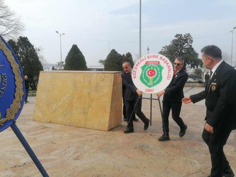 ŞEHİTLER VATANIN  ONURUDUR - 8