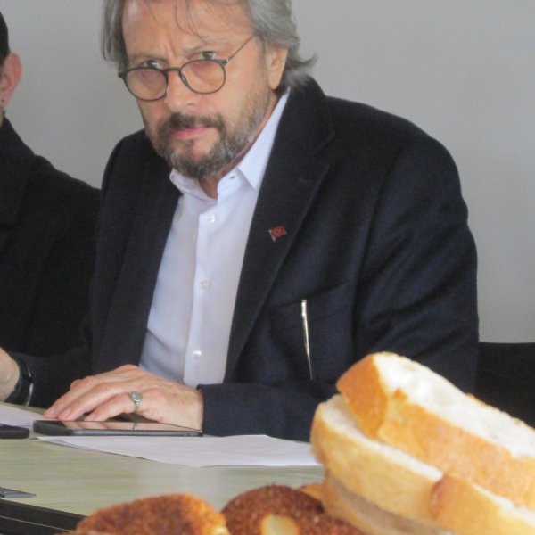 “AĞABEYLİK YAPAYIM” - 1