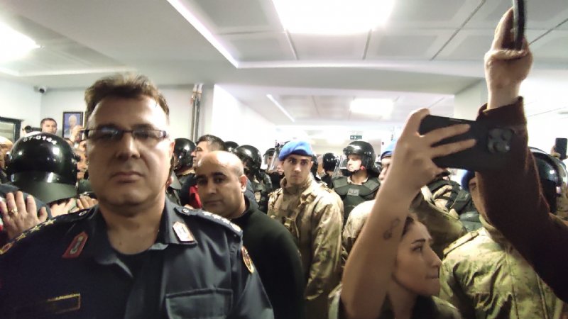 BAŞKANLIK SEÇİMİNDE  ´GEÇERSİZ OY´ GERGİNLİĞİ - 3