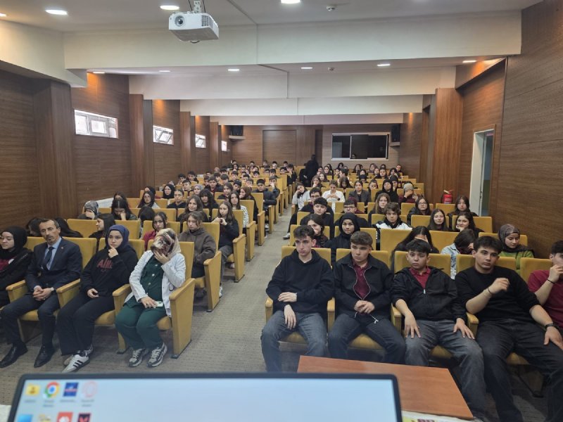 GAZETECİLER ÖĞRENCİLERLE BULUŞTU - 3