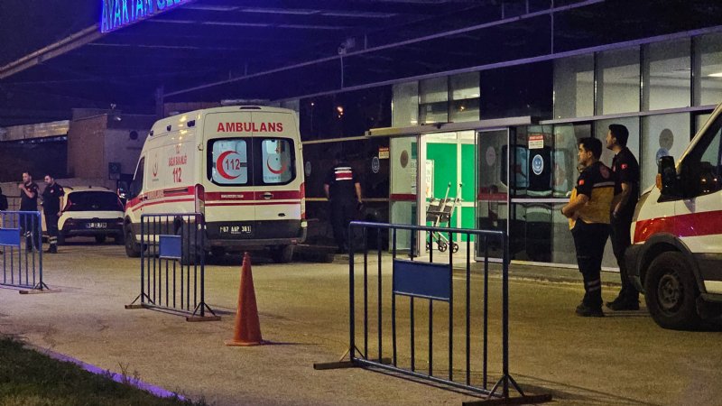 CEZAEVİNDEKİLER  AYNI ANDA HASTALANDI! - 1