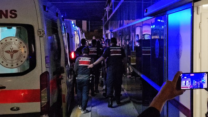 CEZAEVİNDEKİLER  AYNI ANDA HASTALANDI! - 4