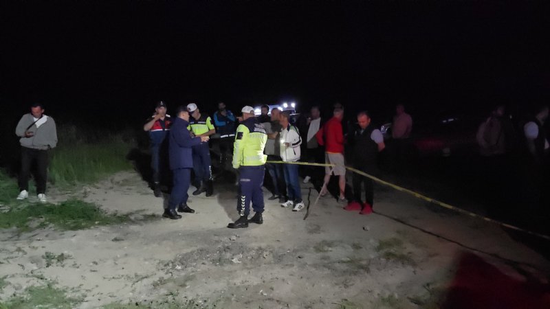 ÇAYA DÜŞEN CHP´Lİ YÖNETİCİ AKINTIYA KAPILDI; ARANIYOR - 1