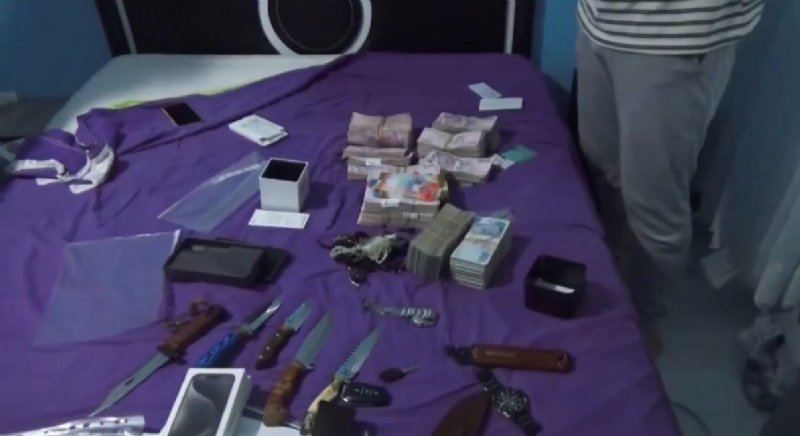DEAŞ OPERASYONU:  13 GÖZALTI - 1