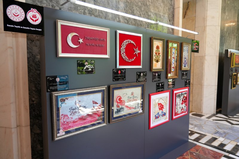 ERDEMİR’DEN  ŞEHİT YAKINLARI VE  GAZİLERİ SANATLA  BULUŞTURAN  PROJEYE KATKI - 2