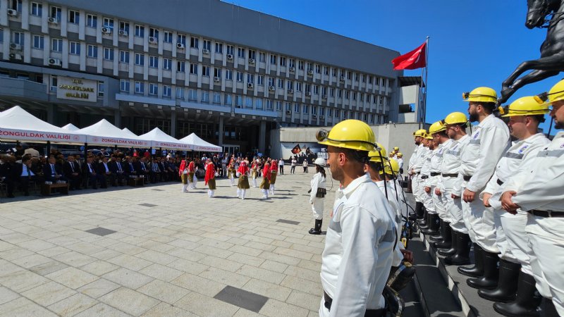 ´´Sizler bu ülkenin üretim gücünün ve kalkınmasının görünmeyen kahramanlarısınız´´ - 3