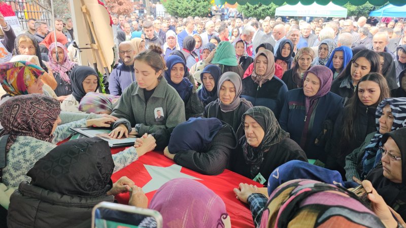 TALİHSİZ MADENCİ  TOPRAĞA VERİLDİ - 3