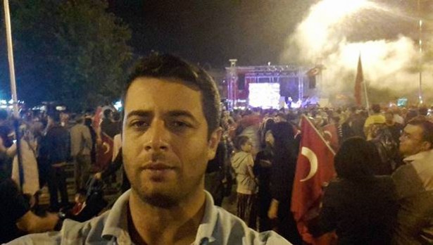 FETÖ´nün kitaplarını yakarken yakalanan şahıs tutuklandı