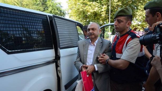 Eski İl Emniyet Müdürü Sazak serbest bırakıldı