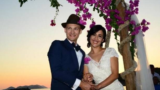 Alman damat seviyoruz….