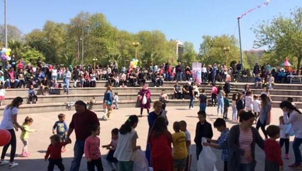 Amfi Tiyatro, çocuk sesleriyle şenlendi