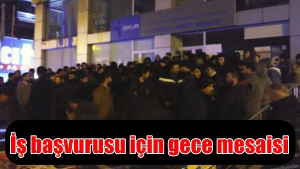 İş başvurusu için gece mesaisi...