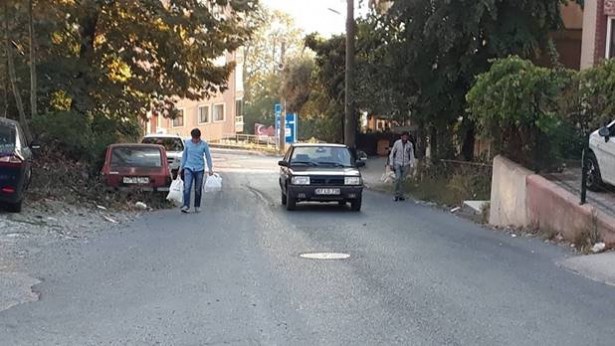 Okul var, yol var, yaya var, kaldırım yok…