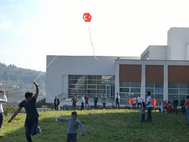 Teknolojiye uzak, gökyüzüne yakın şenlik