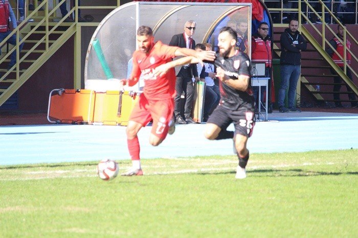 Maça, taraftar damga vurdu - 1